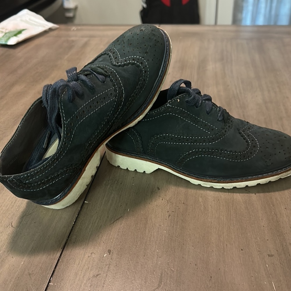 Boys Kenneth Cole dress shoes